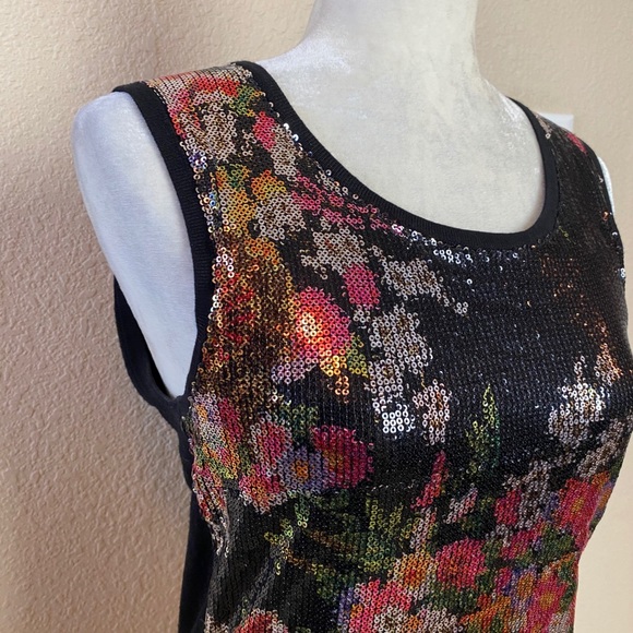 Verve Black Rose Floral Sequin Sweater Tank Top Size Medium - Picture 2 of 8